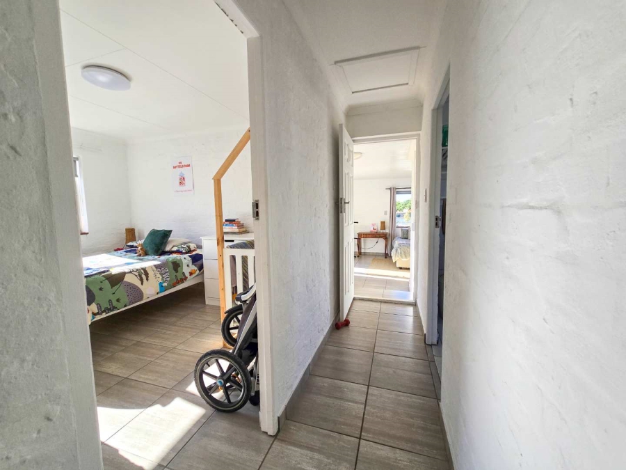2 Bedroom Property for Sale in Stilbaai Wes Western Cape